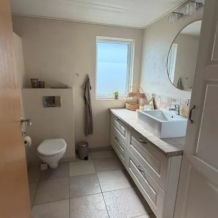 Hyggeligt Hus Med Braendeovn I Vejlby Klit Sj359
