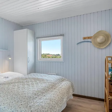 Vakantiehuis Hyggeligt Hus Med Braendeovn I Vejlby Klit Sj359 Harboør